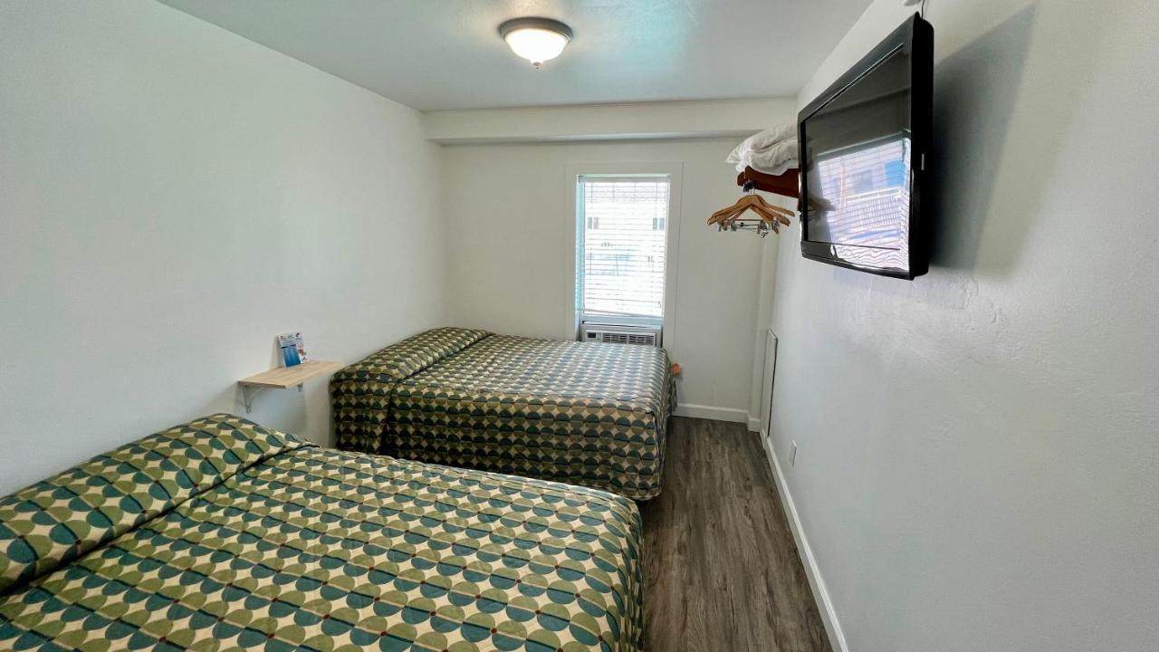 Riviera Resort & Suites Wildwood Eksteriør billede