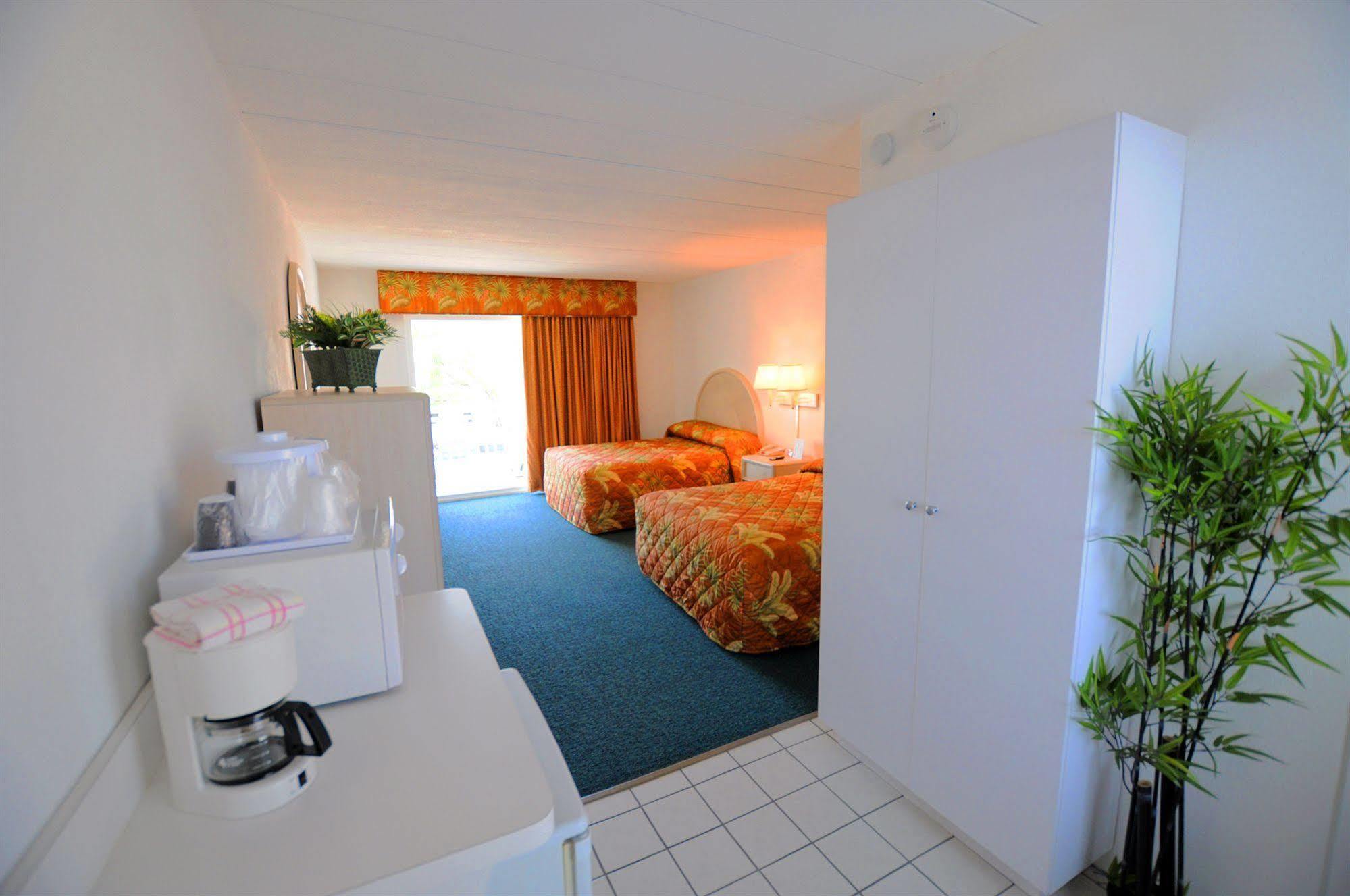 Riviera Resort & Suites Wildwood Eksteriør billede