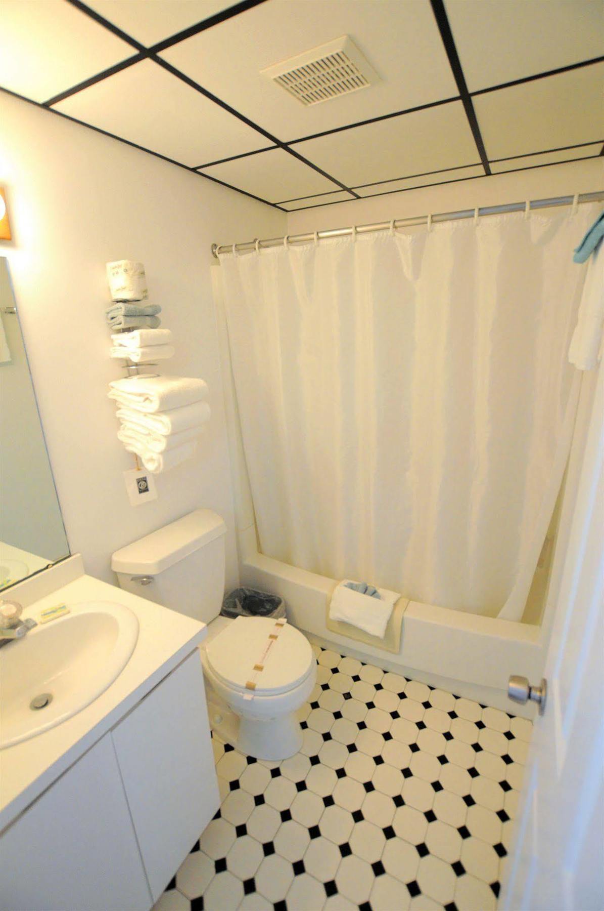 Riviera Resort & Suites Wildwood Eksteriør billede